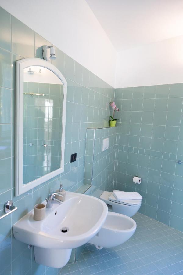 Bellagio Love Apartment Pool Near Lake Free Parking מראה חיצוני תמונה