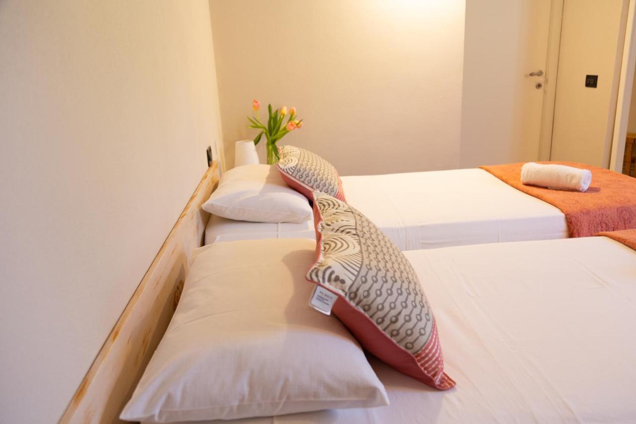 Bellagio Love Apartment Pool Near Lake Free Parking מראה חיצוני תמונה